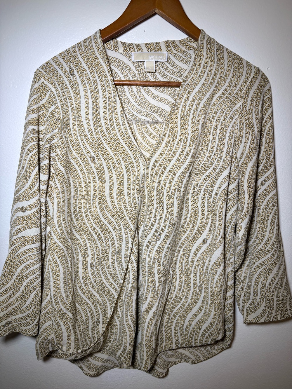 MICHAEL Michael Kors Gold Chain Print Faux Wrap Top L Quiet Luxury 3/4 Sleeve - Picture 10 of 12